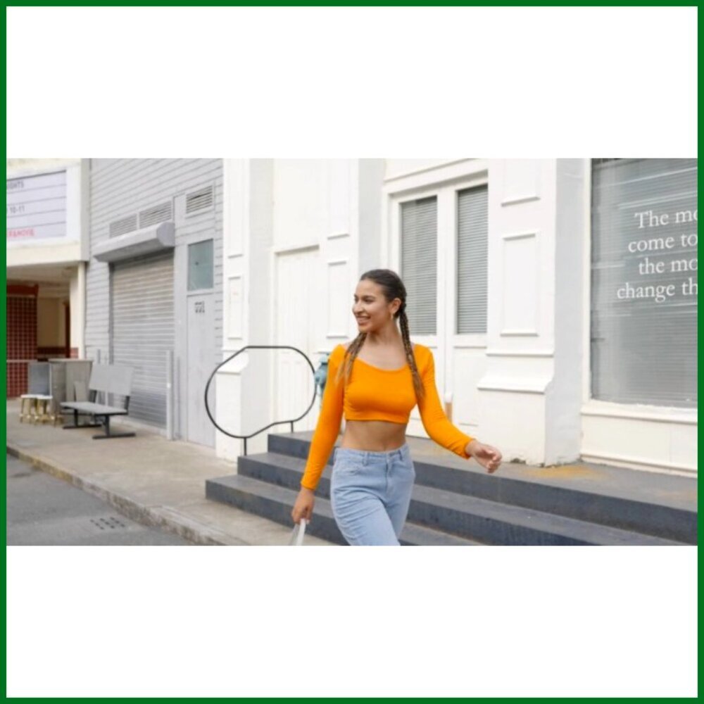 High Waisted Straight Leg Boyfriend Jeans, Wide Leg Loose Fit - Picture 6 of 6